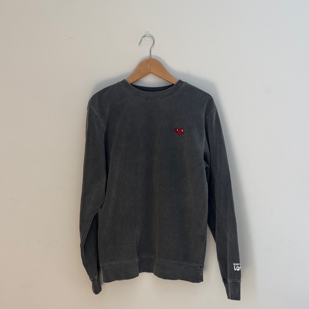 Independent Trading Co Charcoal Grey "Lead With Love" Sweatshirt Size Small